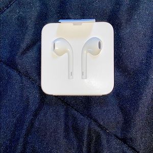 Apple wired earpods